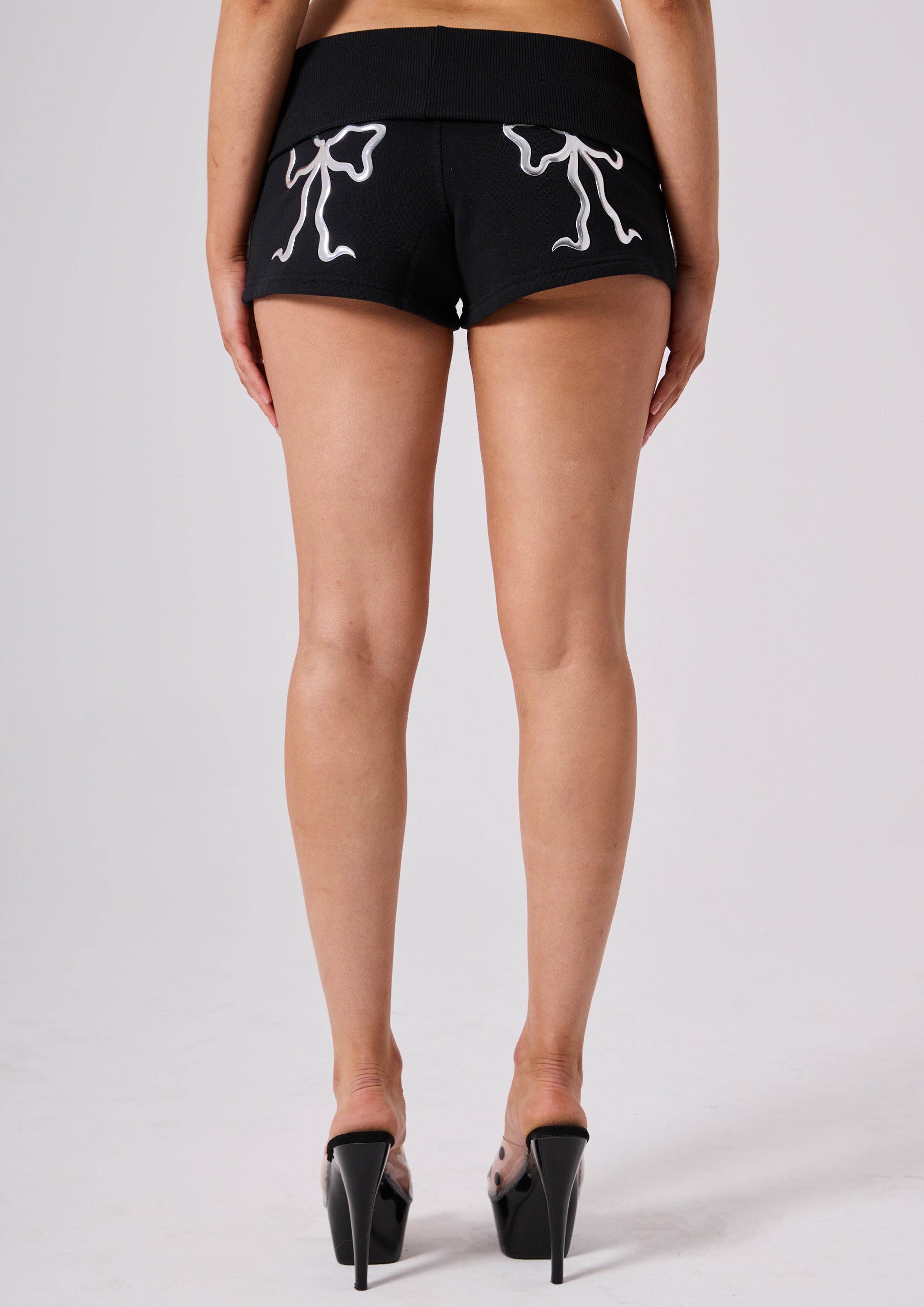 SHARPAY SHORT - BLACK