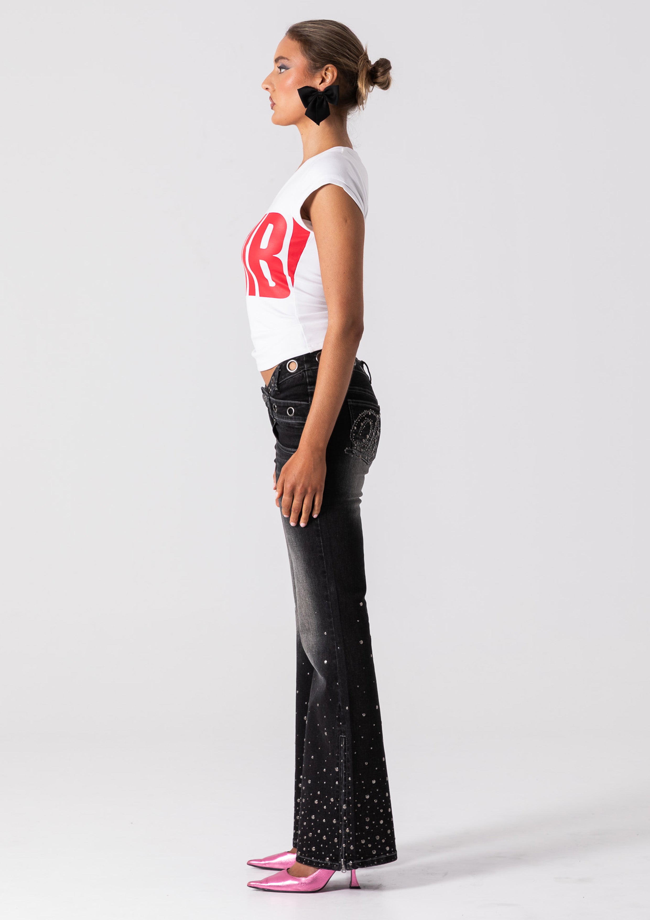 SUKI BABY TEE - WHITE