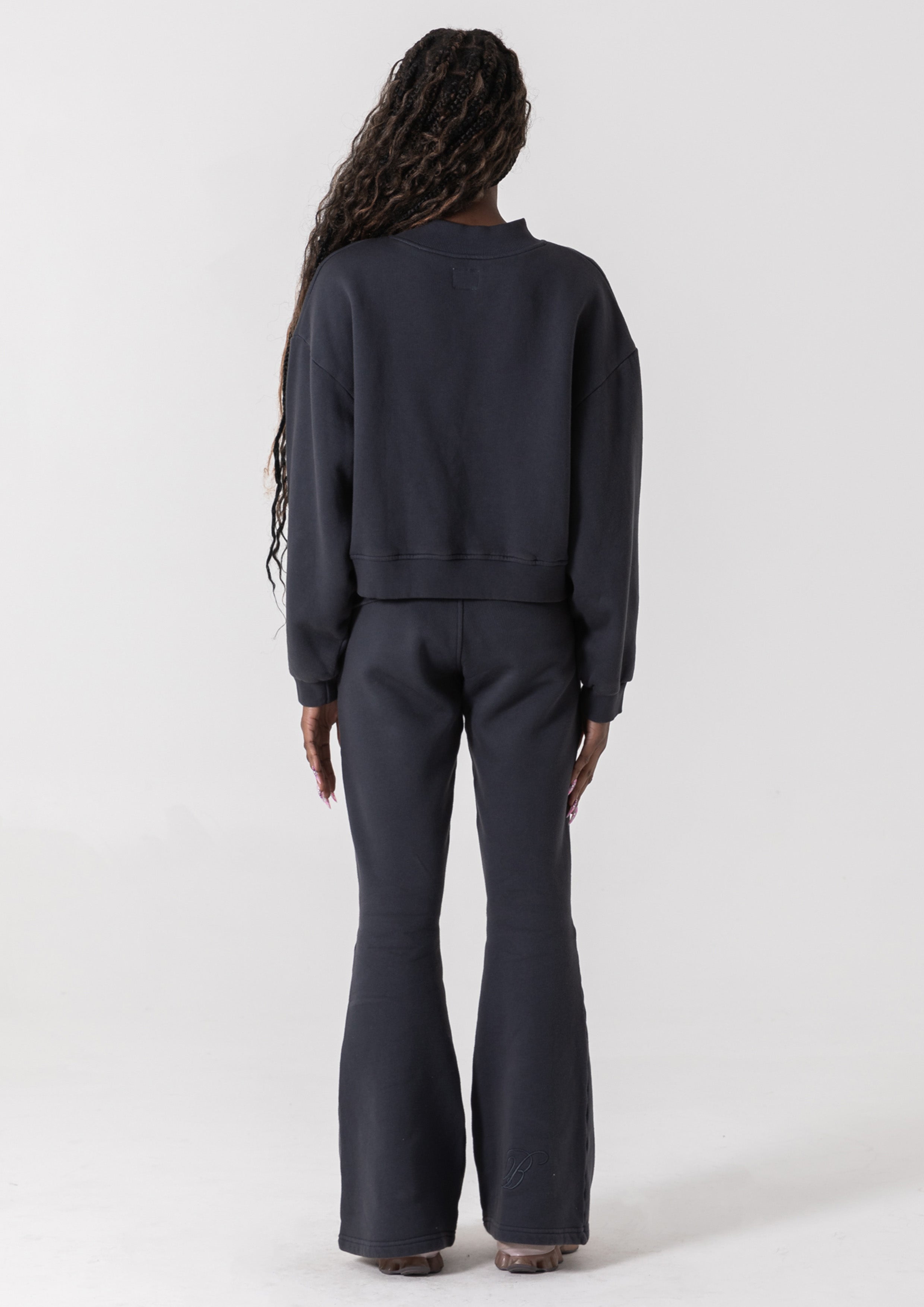 IZZY CREW - VINTAGE BLACK