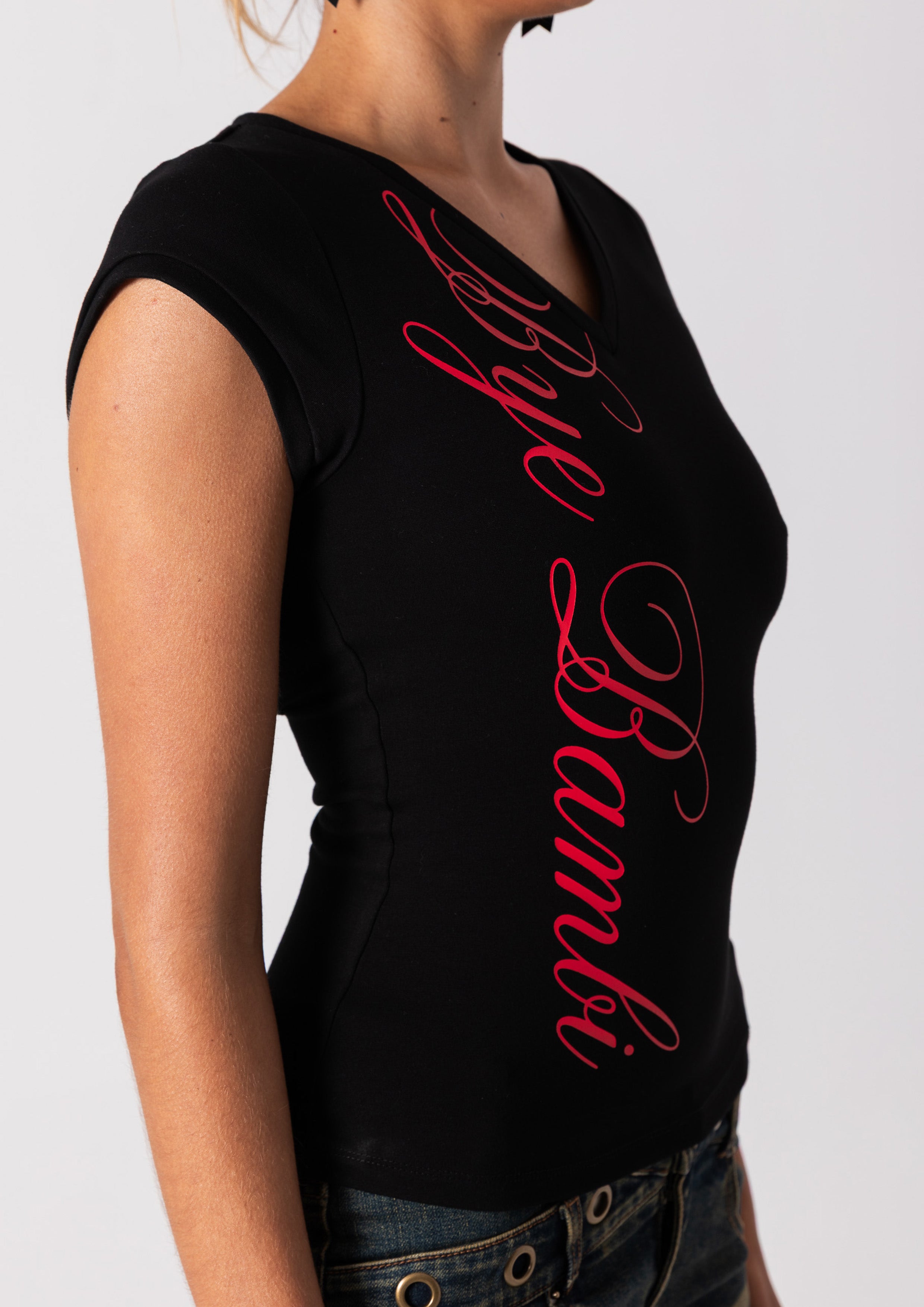 SUKI BABY TEE - BLACK