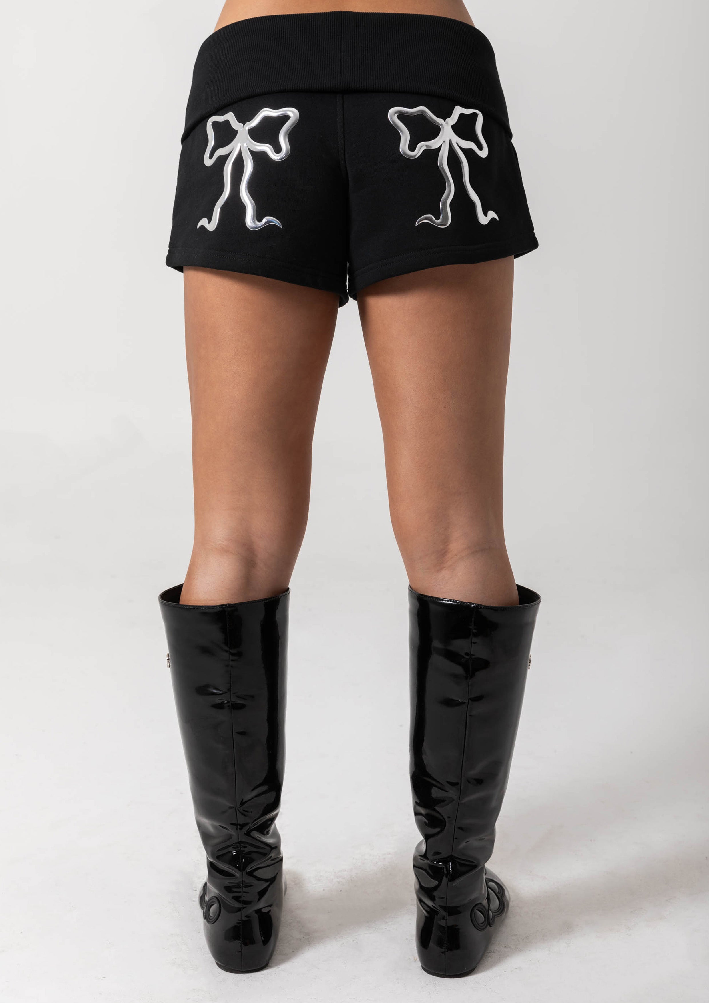 SHARPAY SHORT - BLACK