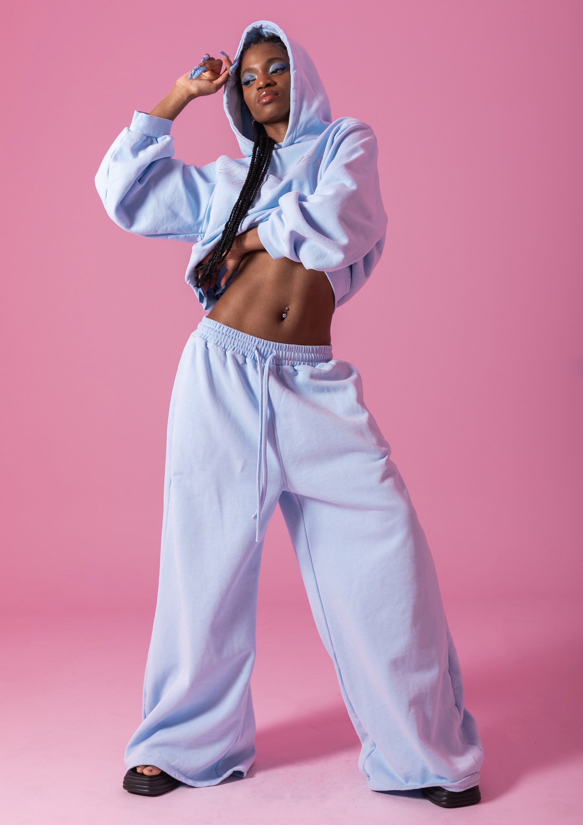 VIAVANDA BLURRY RELAX PANTS / BLUEタイダイ TYLER TRACK PANT - BLUE – Bye Bambi