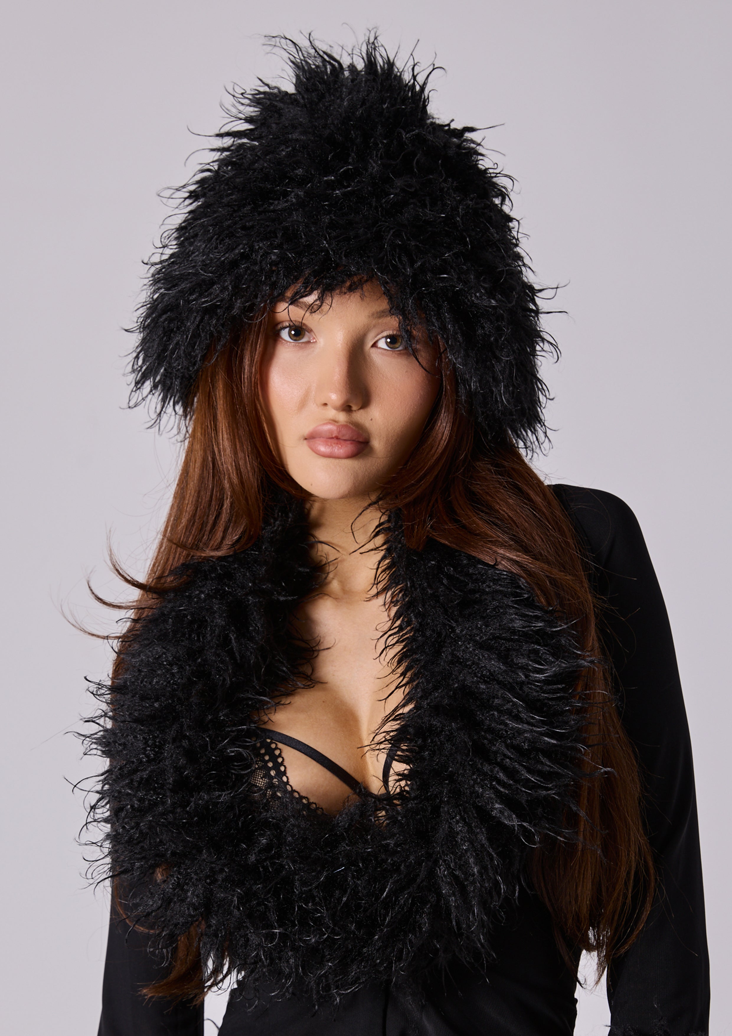 SABRINA FAUX FUR HAT - BLACK