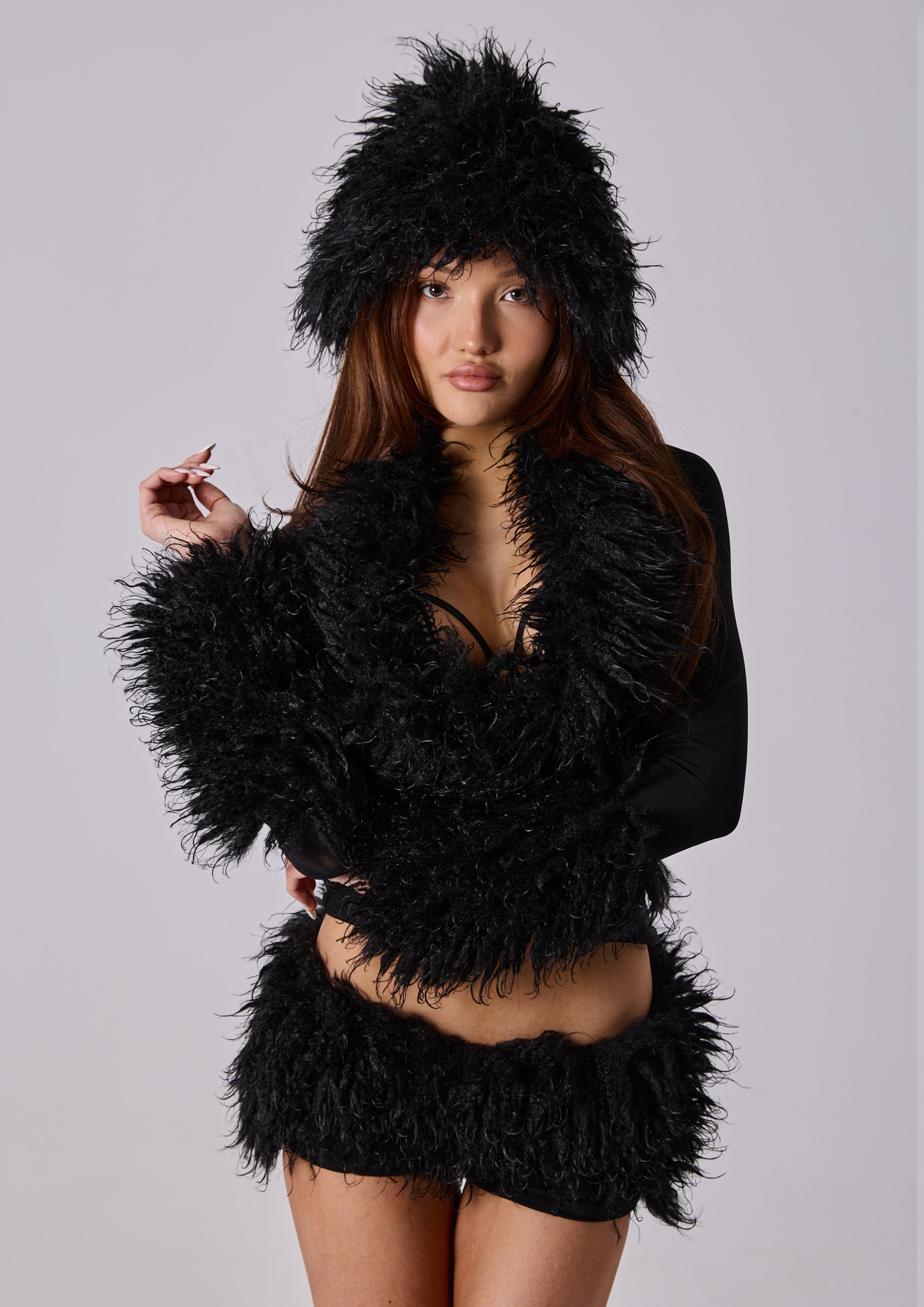 SABRINA FAUX FUR HAT - BLACK