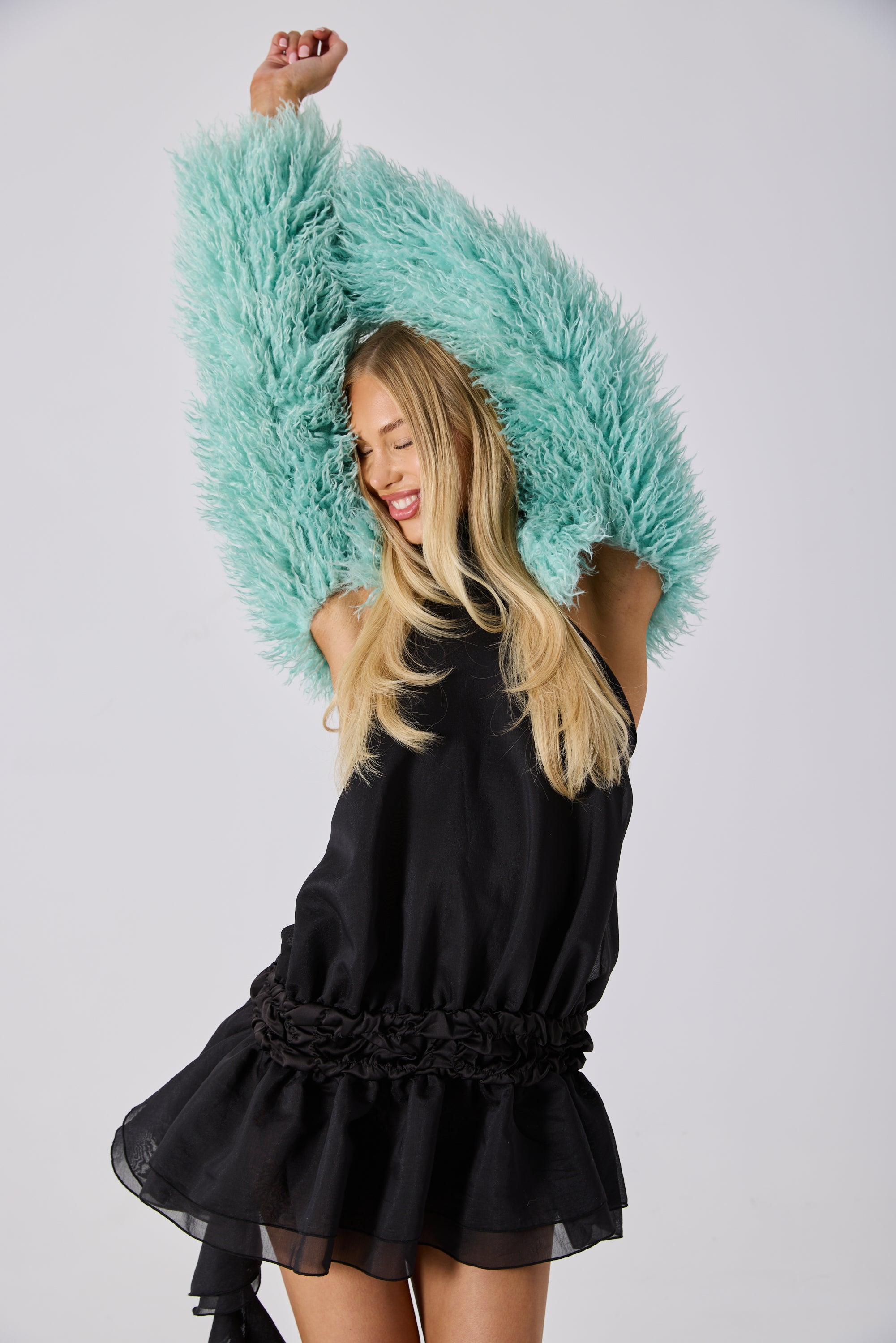 YAZMINE FAUX FUR SHRUG - TURQUOISE
