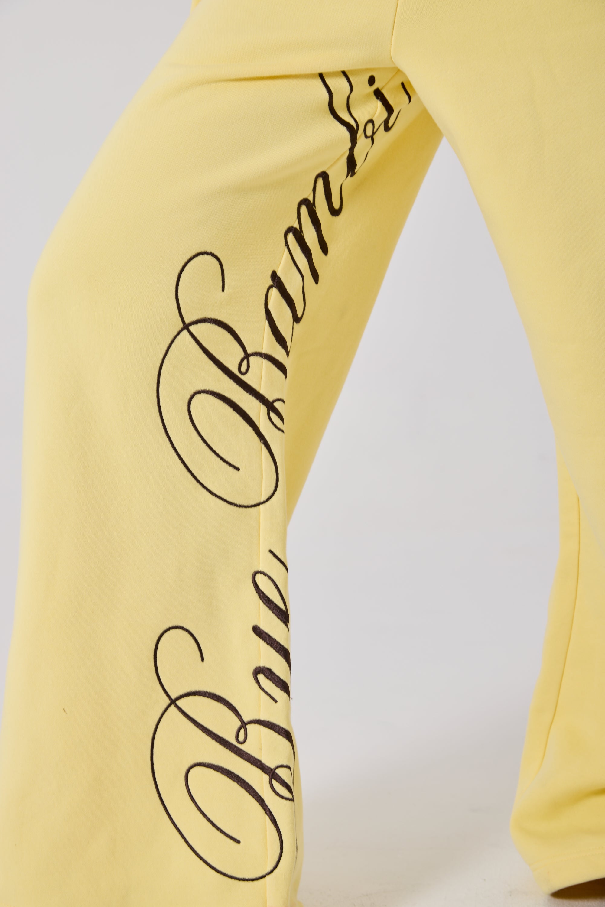 RELAXED LOLA TRACKPANTS - YELLOW