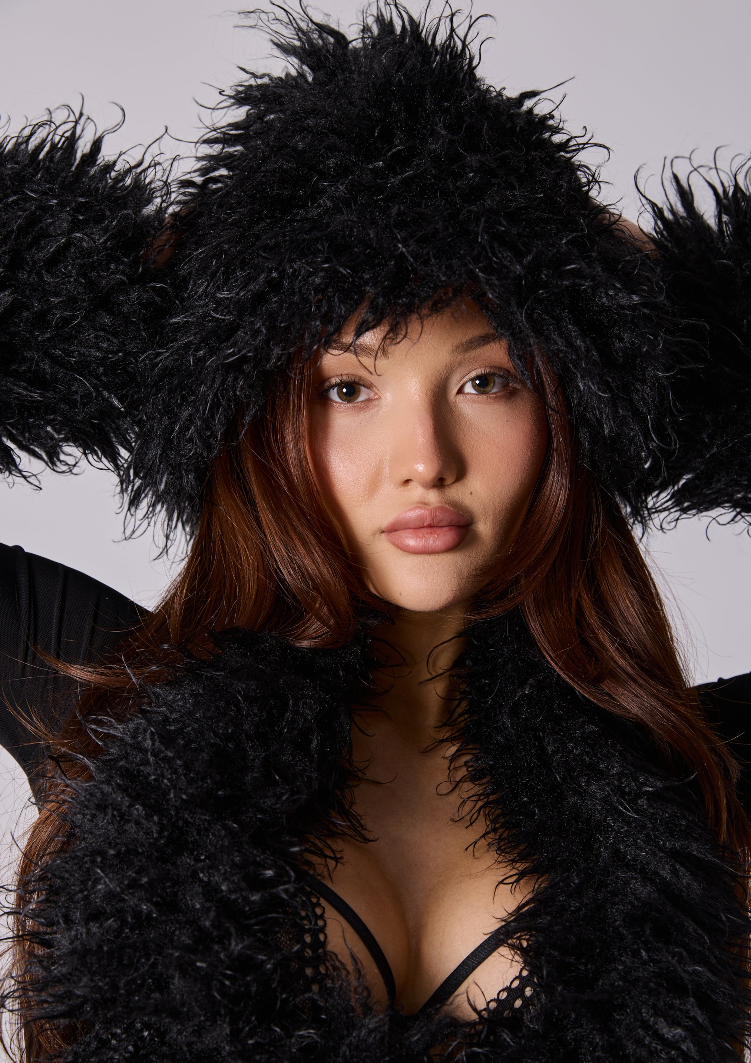 SABRINA FAUX FUR HAT - BLACK