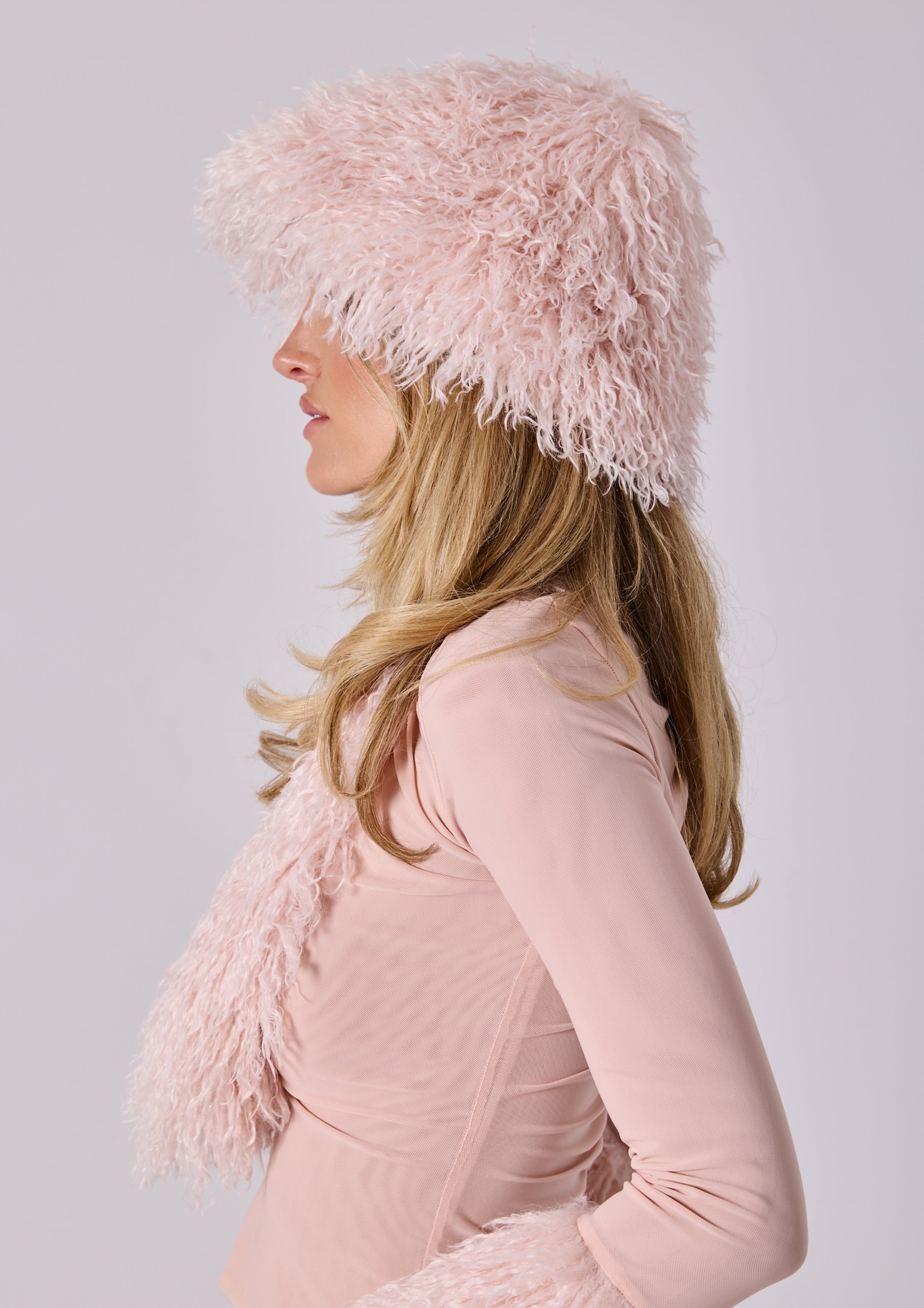 SABRINA FAUX FUR HAT - PINK