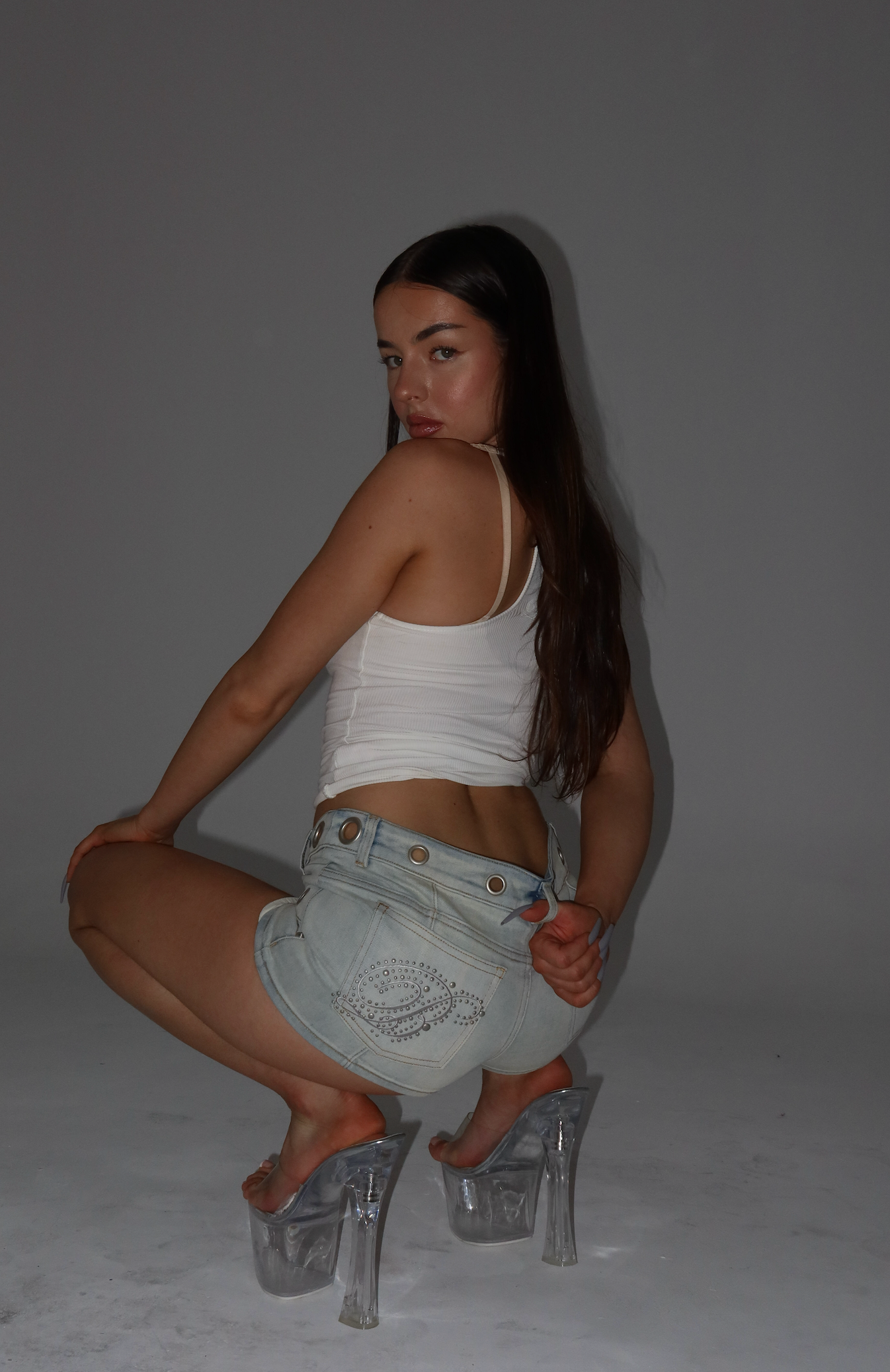 VENUS MINI SHORTS - MUSK